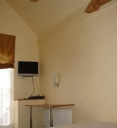 Hotel Kandava